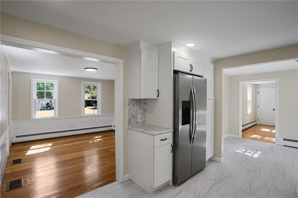 Single Family Residence at 23 Wildrose Court, Warwick, photo 9 of 50