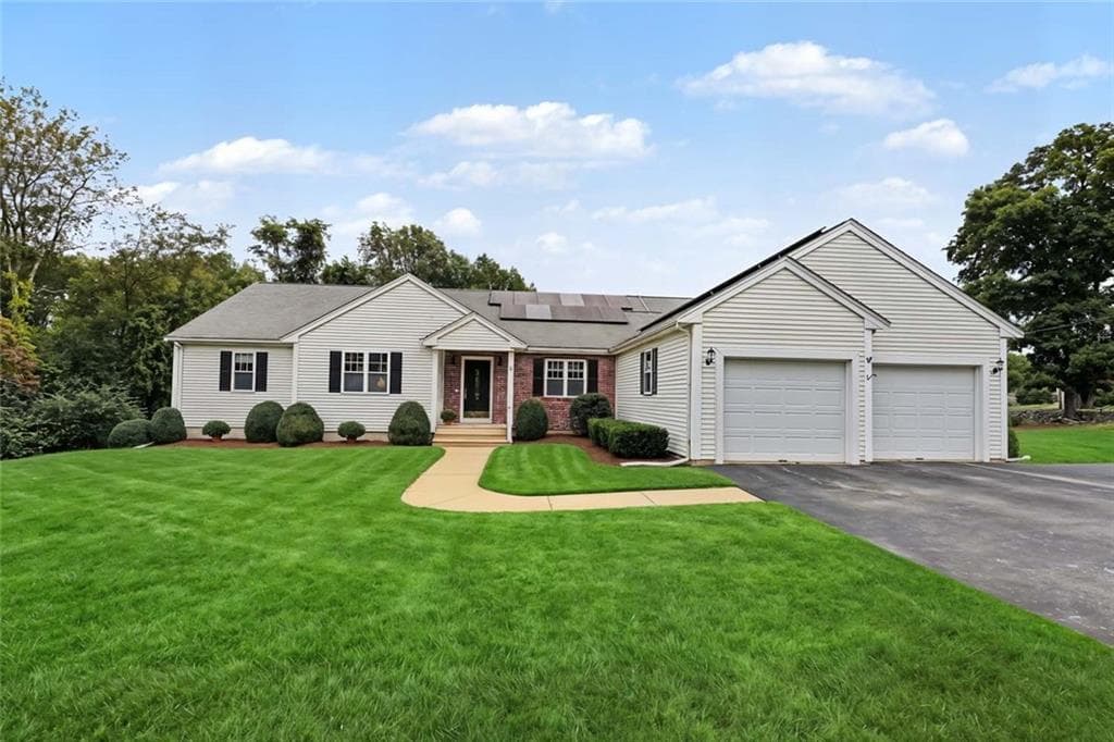 23 Valley Stream Drive