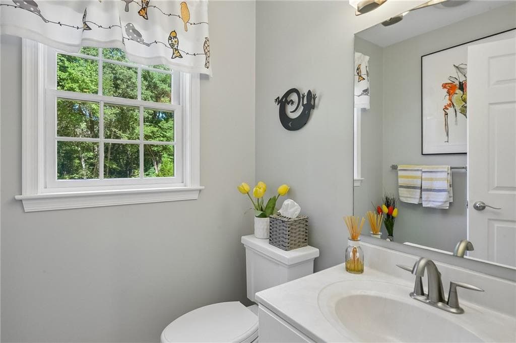 Single Family Residence at 99 Fresh Meadow Road, South Kingstown, photo 15 of 28