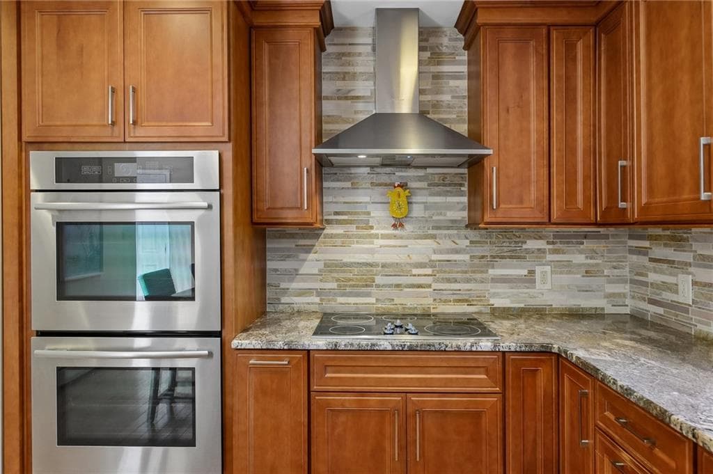 Single Family Residence at 99 Fresh Meadow Road, South Kingstown, photo 11 of 28