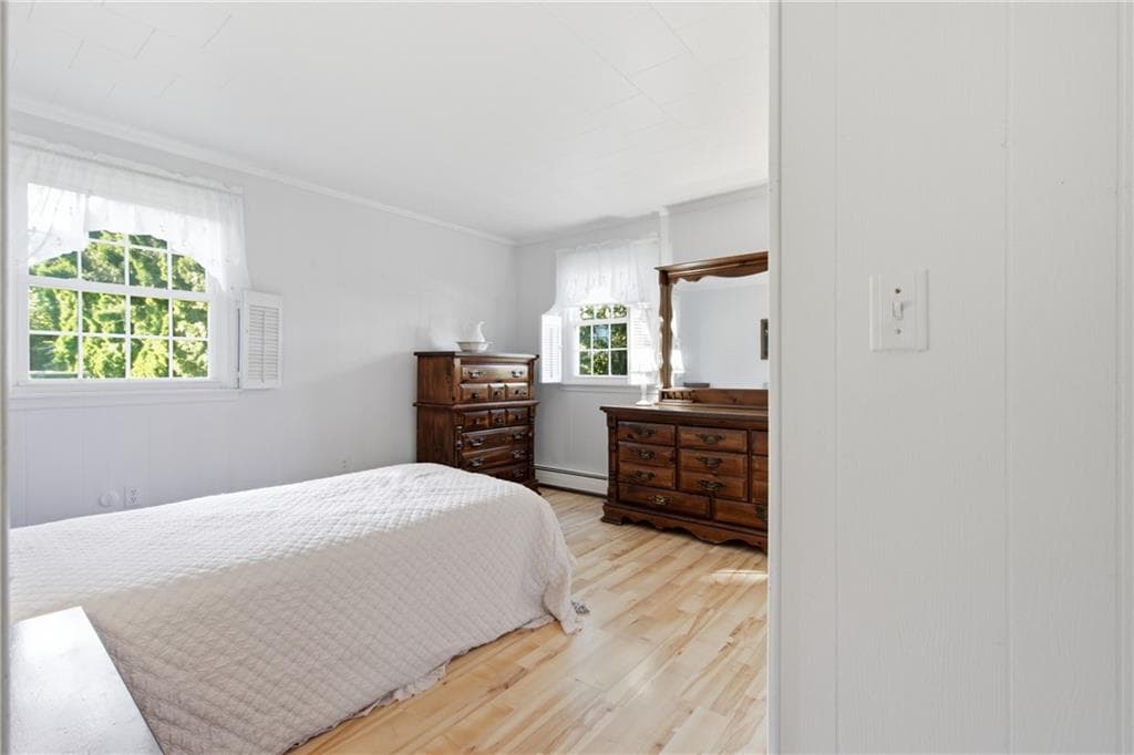 Single Family Residence at 11 Linda Avenue, Portsmouth, photo 23 of 34