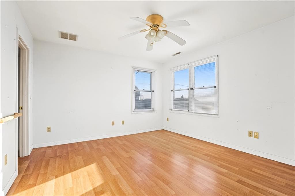 Single Family Residence at 29 Glenwood Avenue, Narragansett, photo 22 of 43