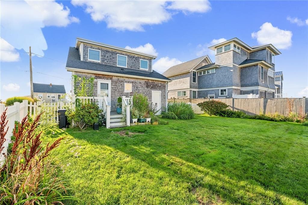 Single Family Residence at 29 Glenwood Avenue, Narragansett, photo 32 of 43
