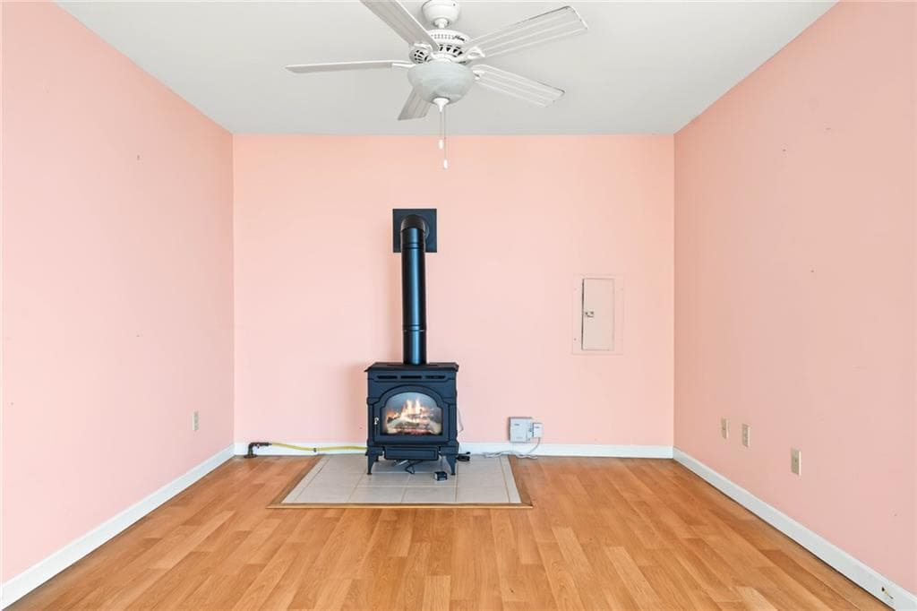 Single Family Residence at 29 Glenwood Avenue, Narragansett, photo 19 of 43