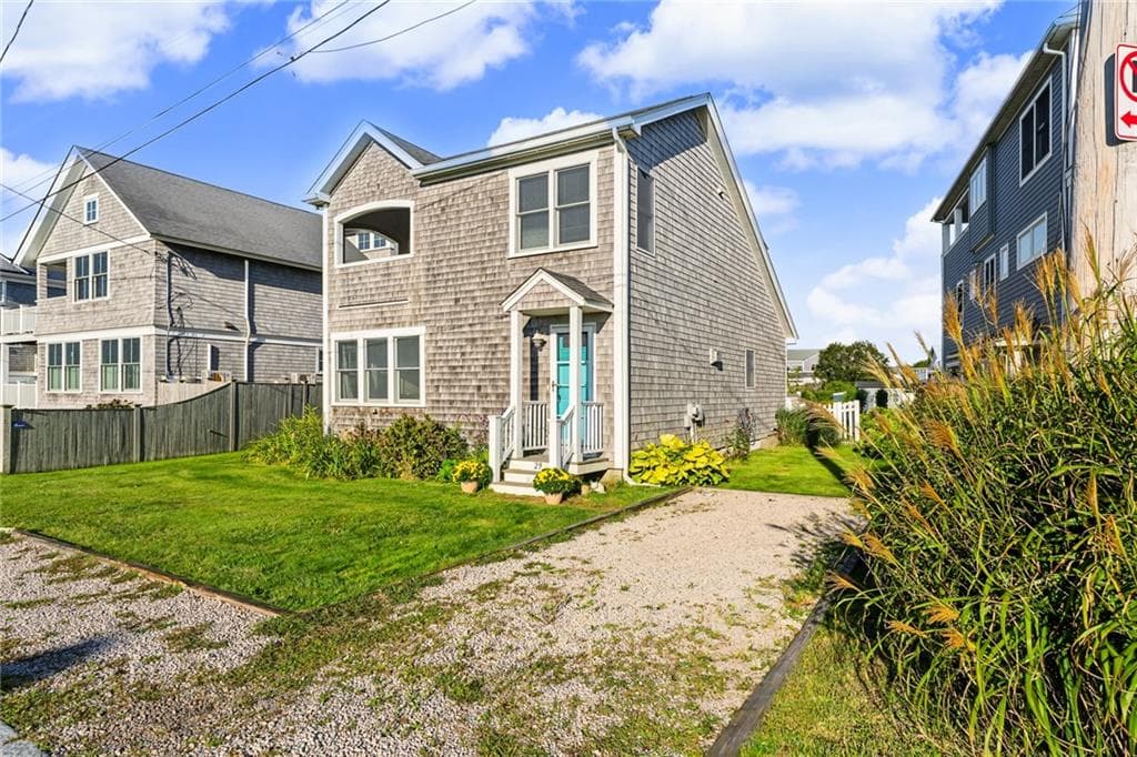 Single Family Residence at 29 Glenwood Avenue, Narragansett, photo 39 of 43