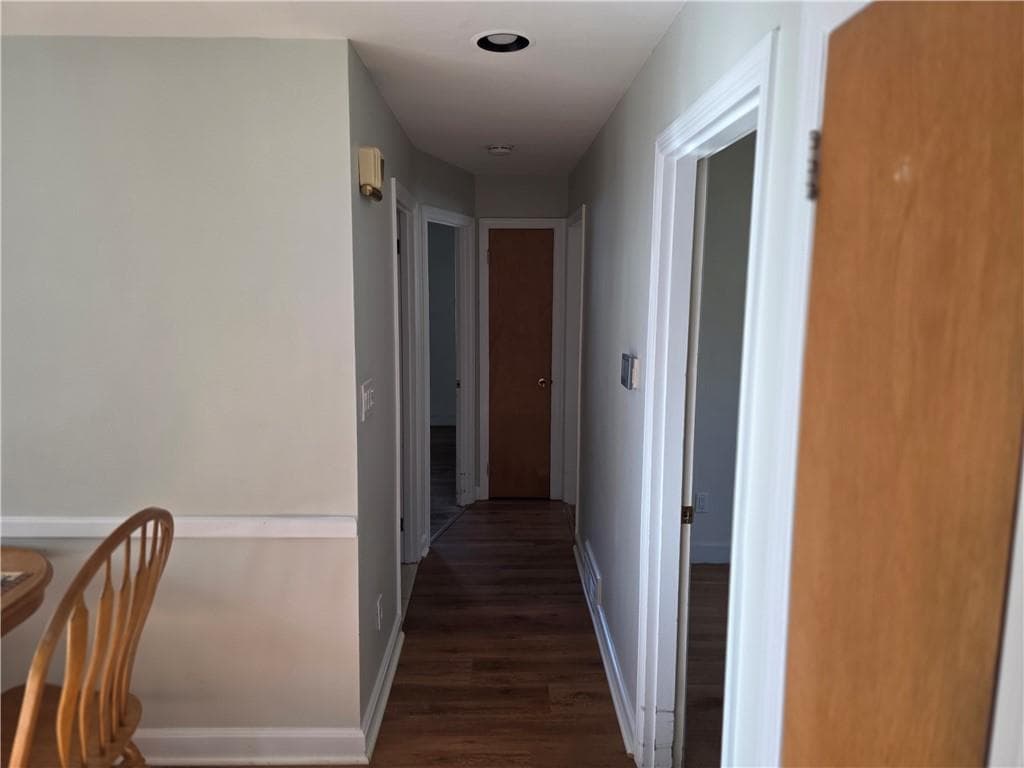 Single Family Residence at 59 Ferncrest Drive, Pawtucket, photo 6 of 21