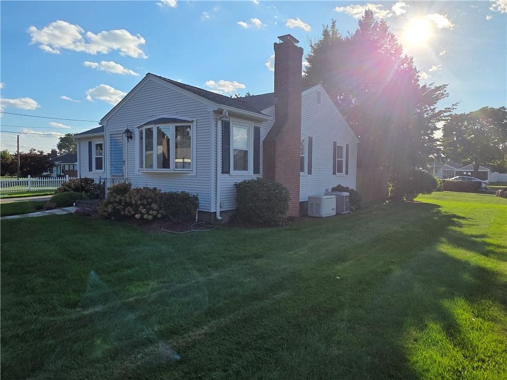 Single Family Residence at 59 Ferncrest Drive, Pawtucket, photo 17 of 21