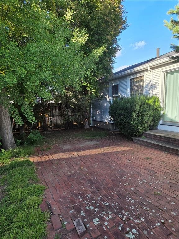 Single Family Residence at 59 Ferncrest Drive, Pawtucket, photo 18 of 21