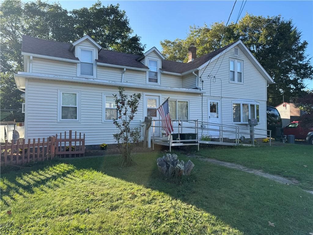 8 Pike Street