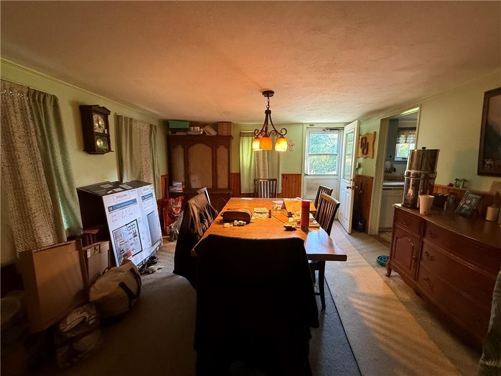 Single Family Residence at 8 Pike Street, South Kingstown, photo 4 of 14