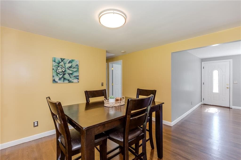 Single Family Residence at 116 Heritage Road, North Kingstown, photo 4 of 24