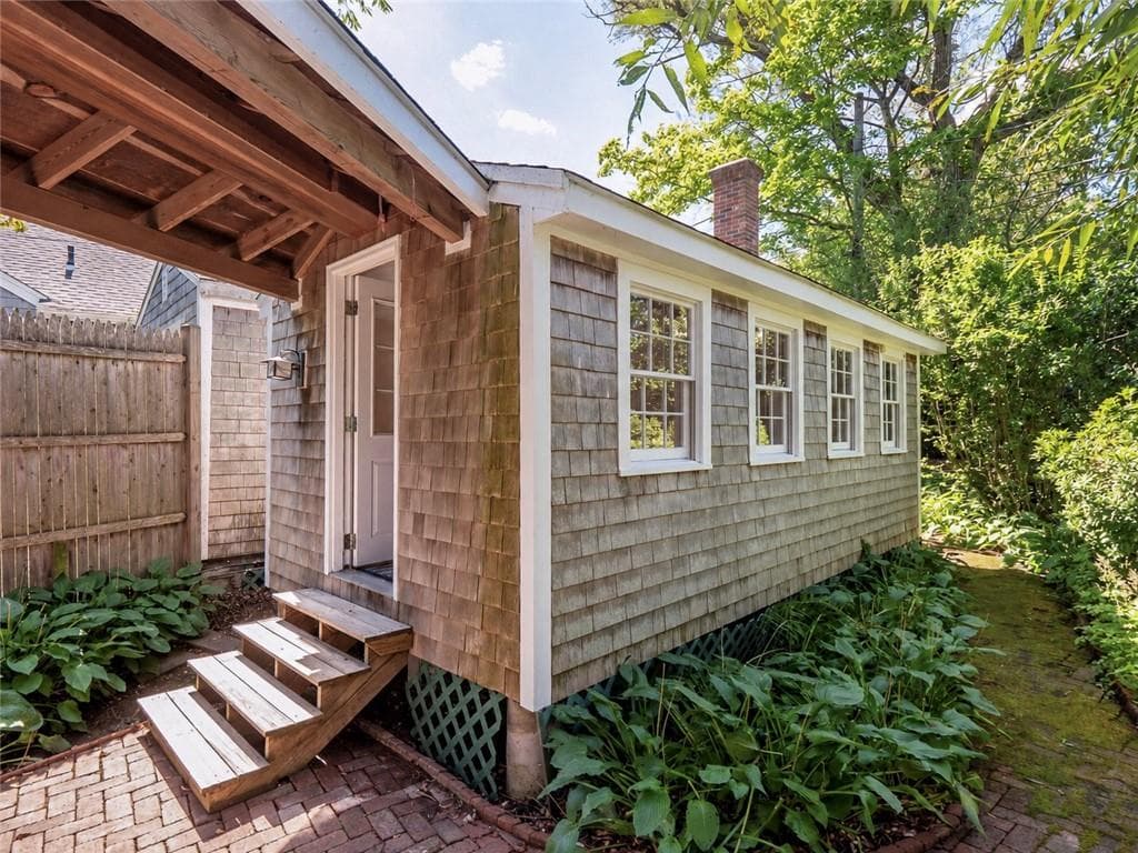 Single Family Residence at 210 Ferry Road, North Kingstown, photo 24 of 36
