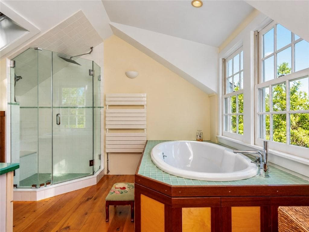 Single Family Residence at 210 Ferry Road, North Kingstown, photo 18 of 36