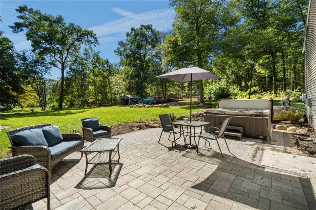 Single Family Residence at 118 Woodville Alton Road, Hopkinton, photo 32 of 41