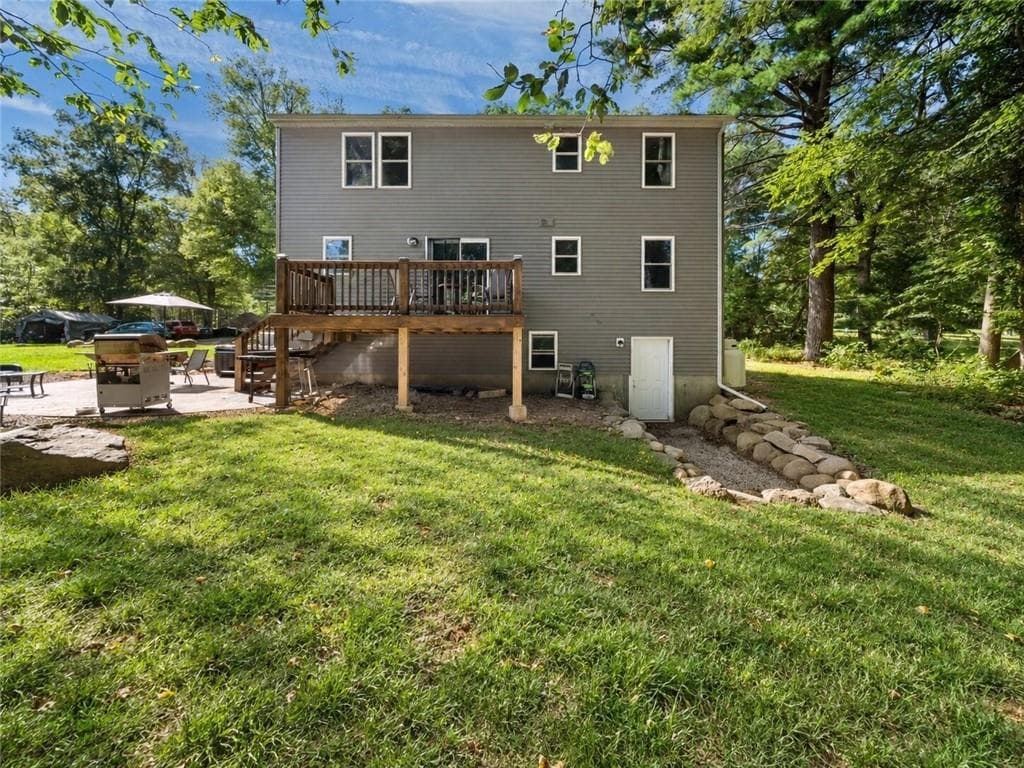 Single Family Residence at 118 Woodville Alton Road, Hopkinton, photo 33 of 41