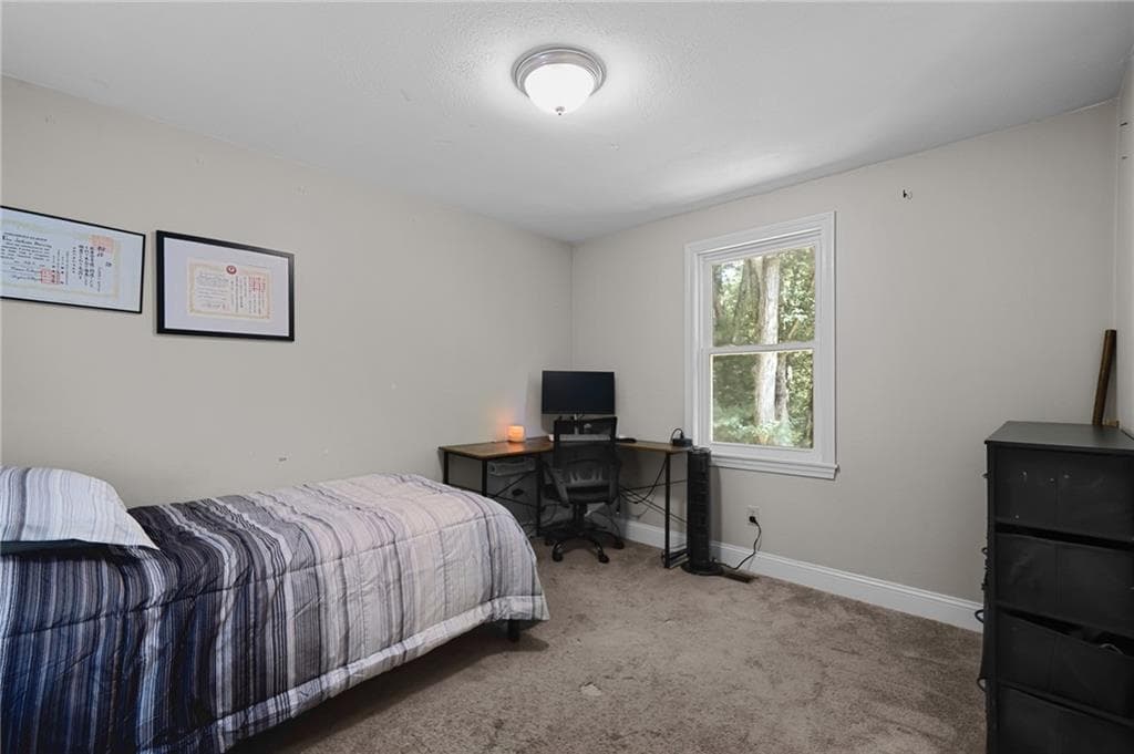 Single Family Residence at 118 Woodville Alton Road, Hopkinton, photo 21 of 41