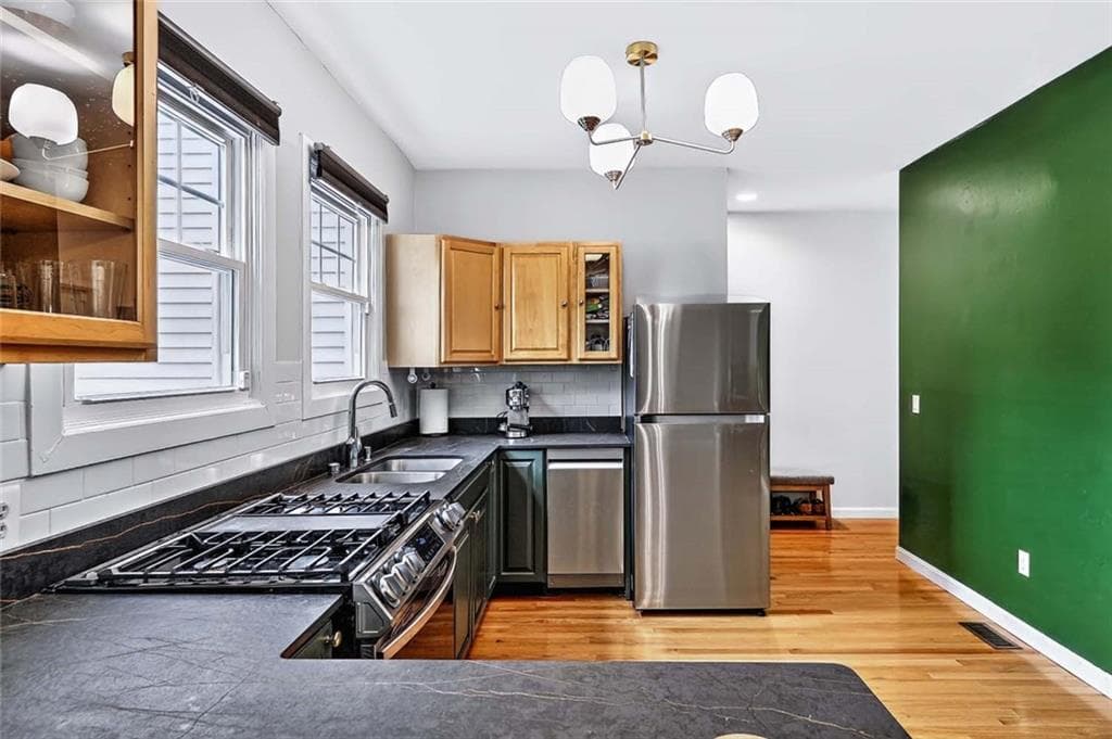 Condominium at 8 Slocum Street UNIT 17, Providence, photo 12 of 39