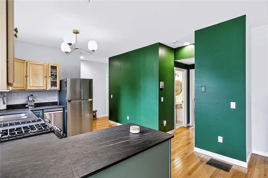 Condominium at 8 Slocum Street UNIT 17, Providence, photo 11 of 39