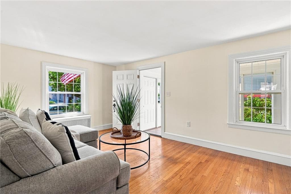 Single Family Residence at 141 Rosemere Road, Pawtucket, photo 6 of 36