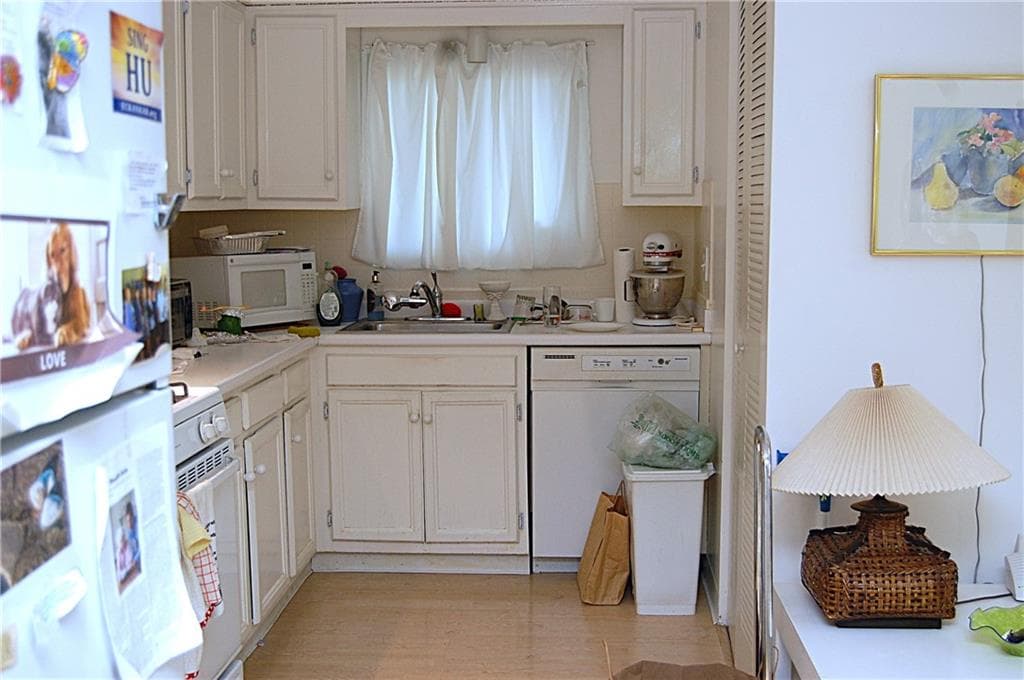 Condominium at 175 Hoffman Avenue UNIT 307, Cranston, photo 2 of 18