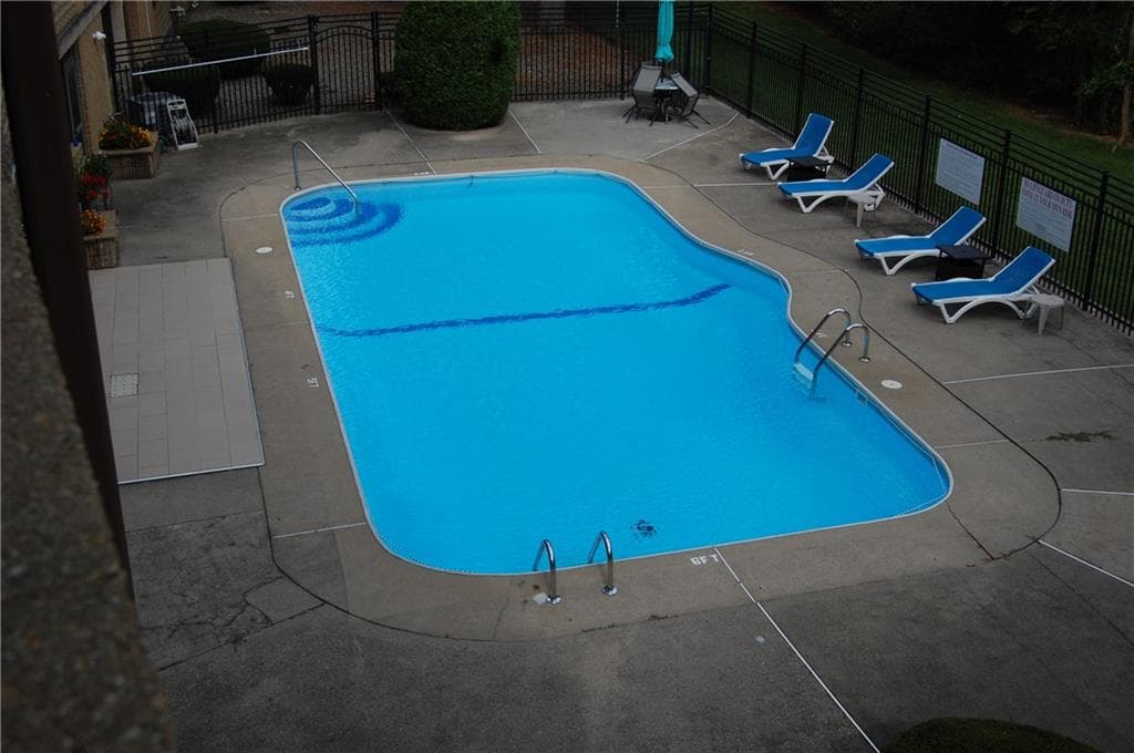 Condominium at 175 Hoffman Avenue UNIT 307, Cranston, photo 12 of 18