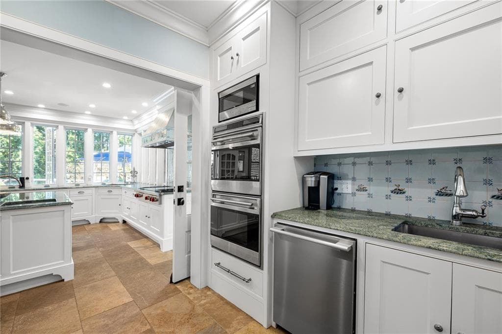 Single Family Residence at 14 Bay View Road, Charlestown, photo 20 of 50