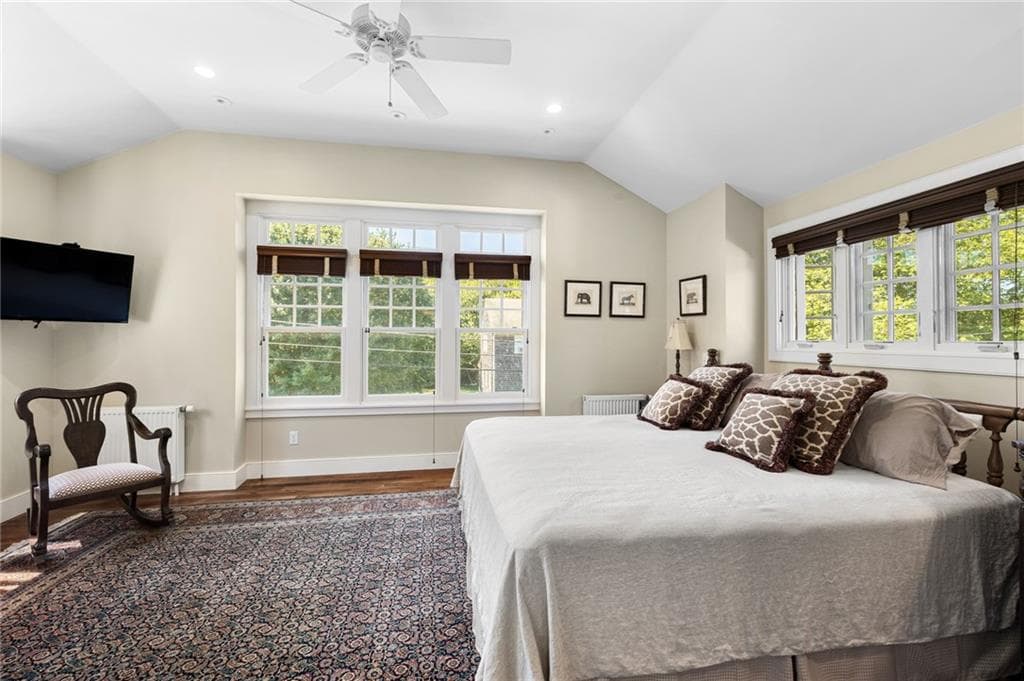 Single Family Residence at 14 Bay View Road, Charlestown, photo 33 of 50