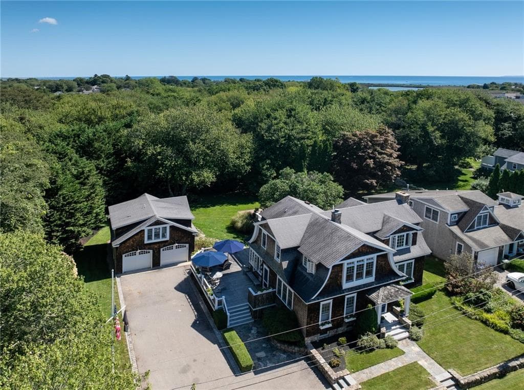 Single Family Residence at 14 Bay View Road, Charlestown, photo 4 of 50