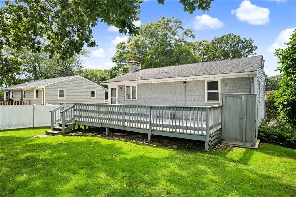 Single Family Residence at 89 Spice Bush Trail, Narragansett, photo 27 of 29