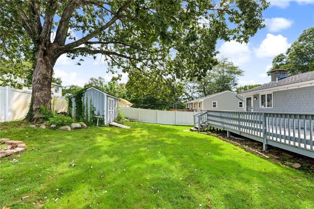 Single Family Residence at 89 Spice Bush Trail, Narragansett, photo 28 of 29