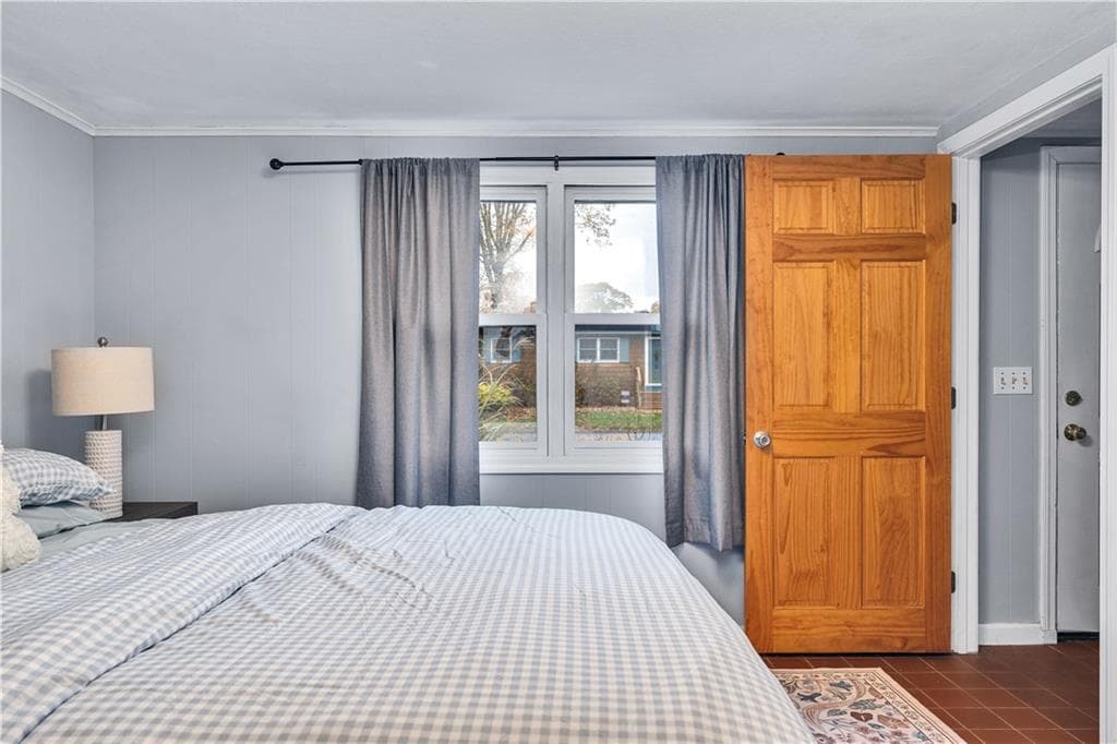 Single Family Residence at 89 Spice Bush Trail, Narragansett, photo 20 of 29