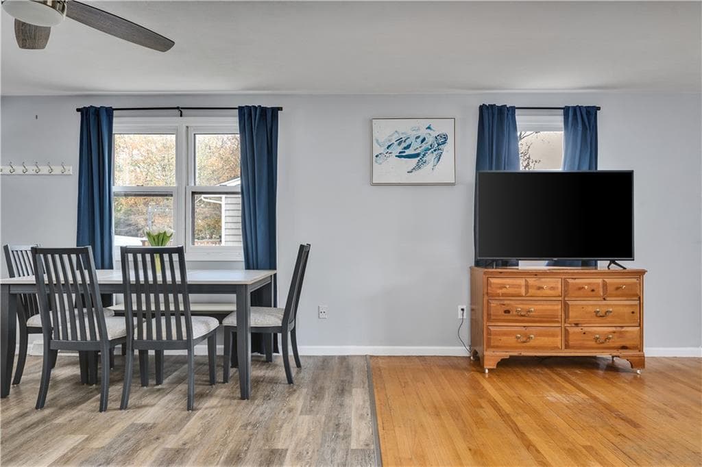 Single Family Residence at 89 Spice Bush Trail, Narragansett, photo 9 of 29