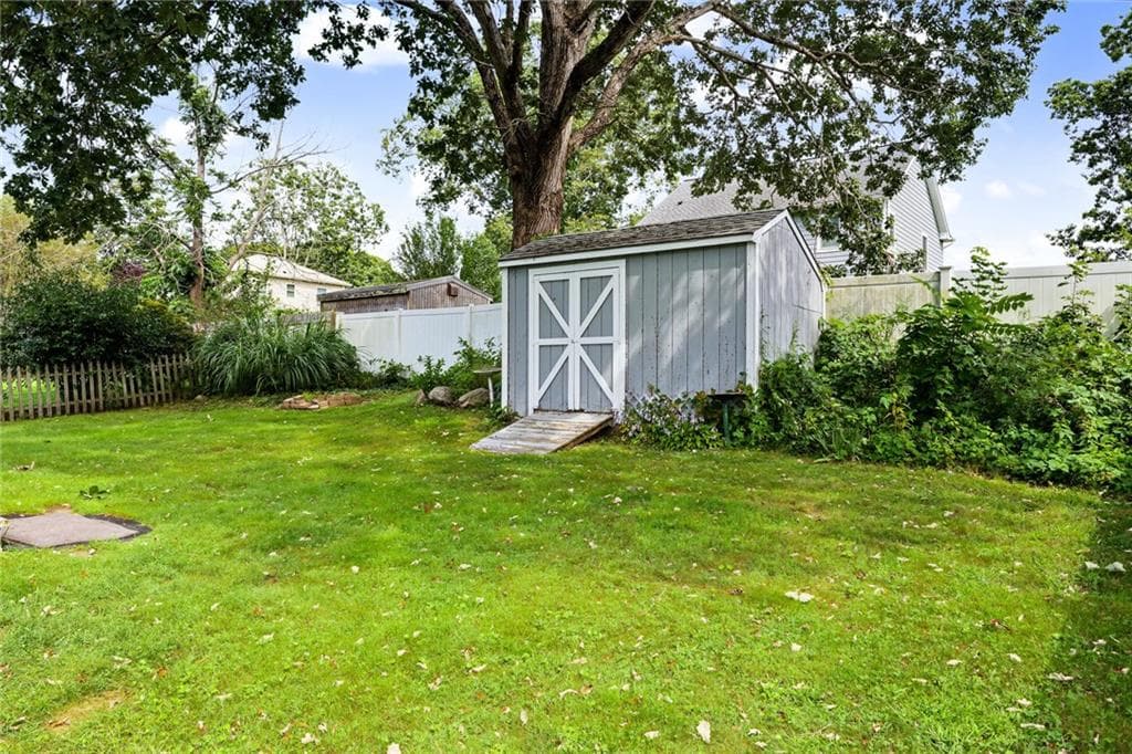 Single Family Residence at 89 Spice Bush Trail, Narragansett, photo 29 of 29
