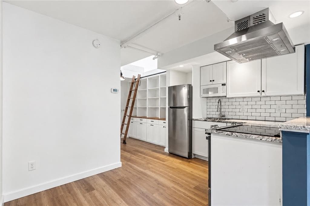 Condominium at 65 Weybosset Street UNIT 309, Providence, photo 11 of 23