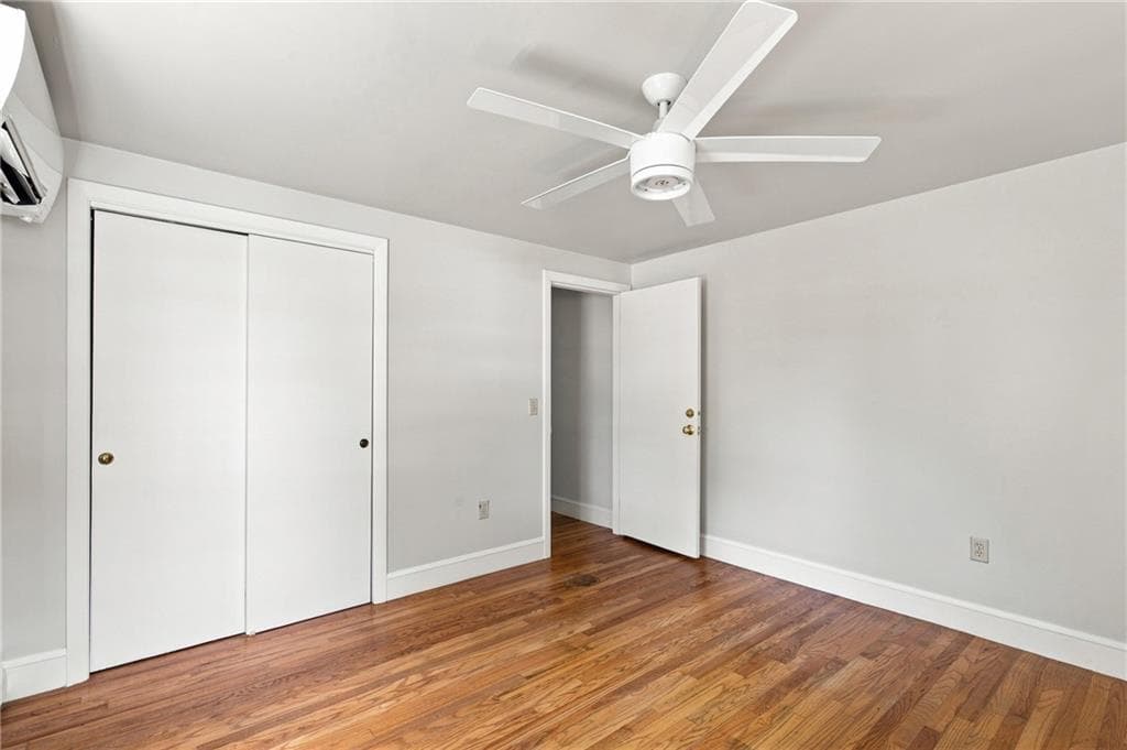 Single Family Residence at 274 Whitford Avenue, Providence, photo 21 of 25