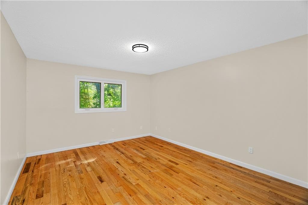 Single Family Residence at 6 Acacia Court, Coventry, photo 17 of 32