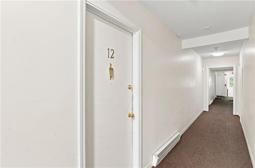 Condominium at 5 Apple Valley Parkway UNIT 12, Smithfield, photo 2 of 37