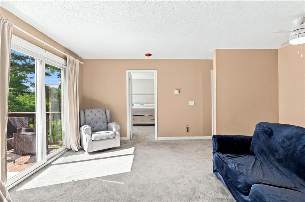 Condominium at 5 Apple Valley Parkway UNIT 12, Smithfield, photo 17 of 37