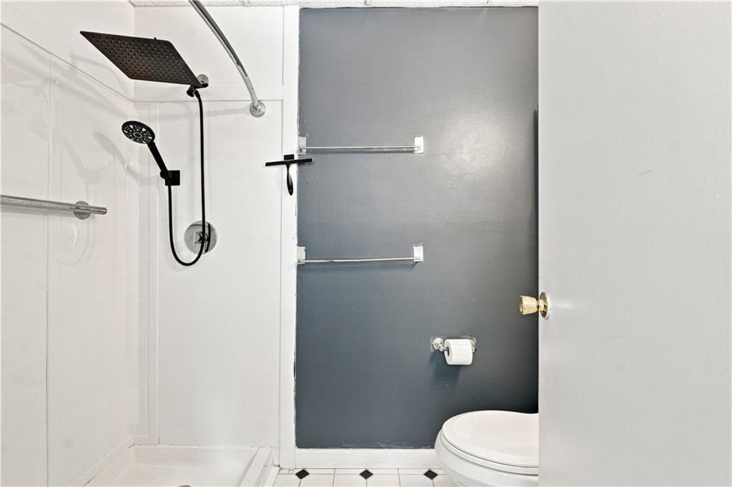 Condominium at 5 Apple Valley Parkway UNIT 12, Smithfield, photo 10 of 37