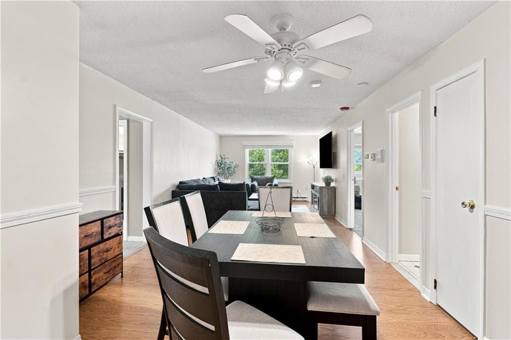 Condominium at 5 Apple Valley Parkway UNIT 12, Smithfield, photo 31 of 37