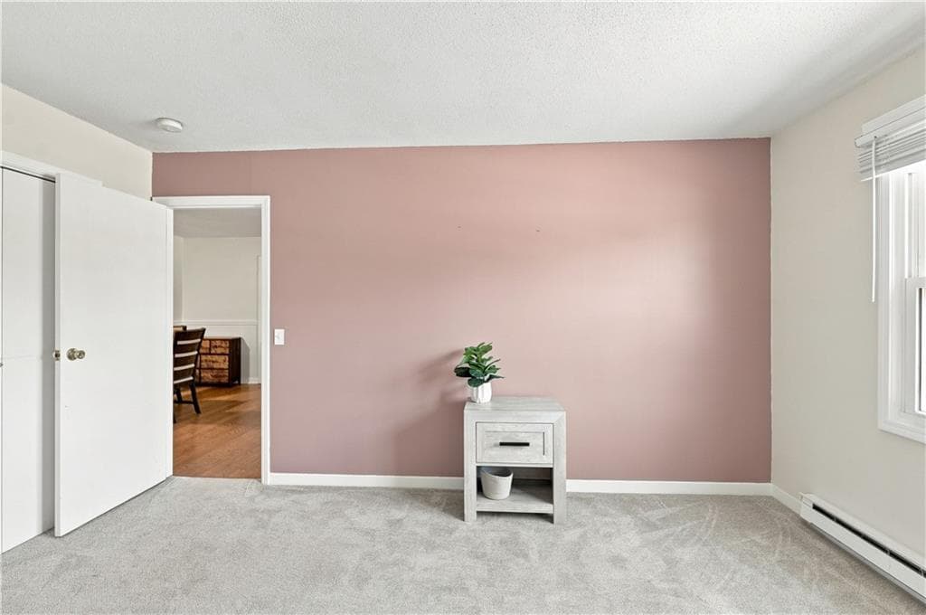 Condominium at 5 Apple Valley Parkway UNIT 12, Smithfield, photo 4 of 37