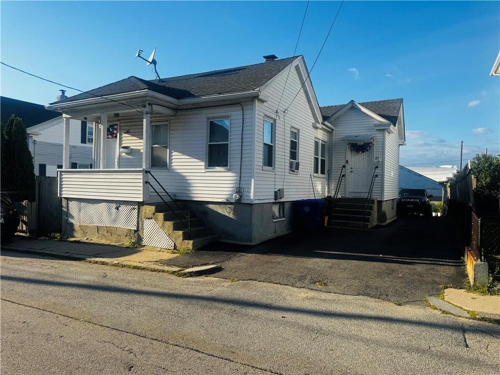 Single Family Residence at 82 What Cheer Street, Providence, photo 2 of 20
