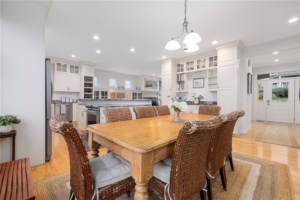 Single Family Residence at 255 Bonnet Point Road, Narragansett, photo 17 of 50