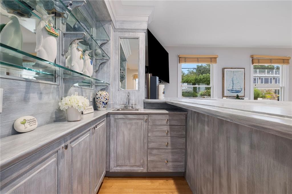 Single Family Residence at 255 Bonnet Point Road, Narragansett, photo 12 of 50