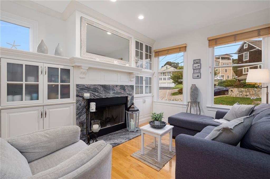 Single Family Residence at 255 Bonnet Point Road, Narragansett, photo 21 of 50