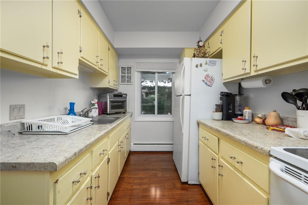 Condominium at 400 Narragansett Parkway UNIT West A 11, Warwick, photo 12 of 36