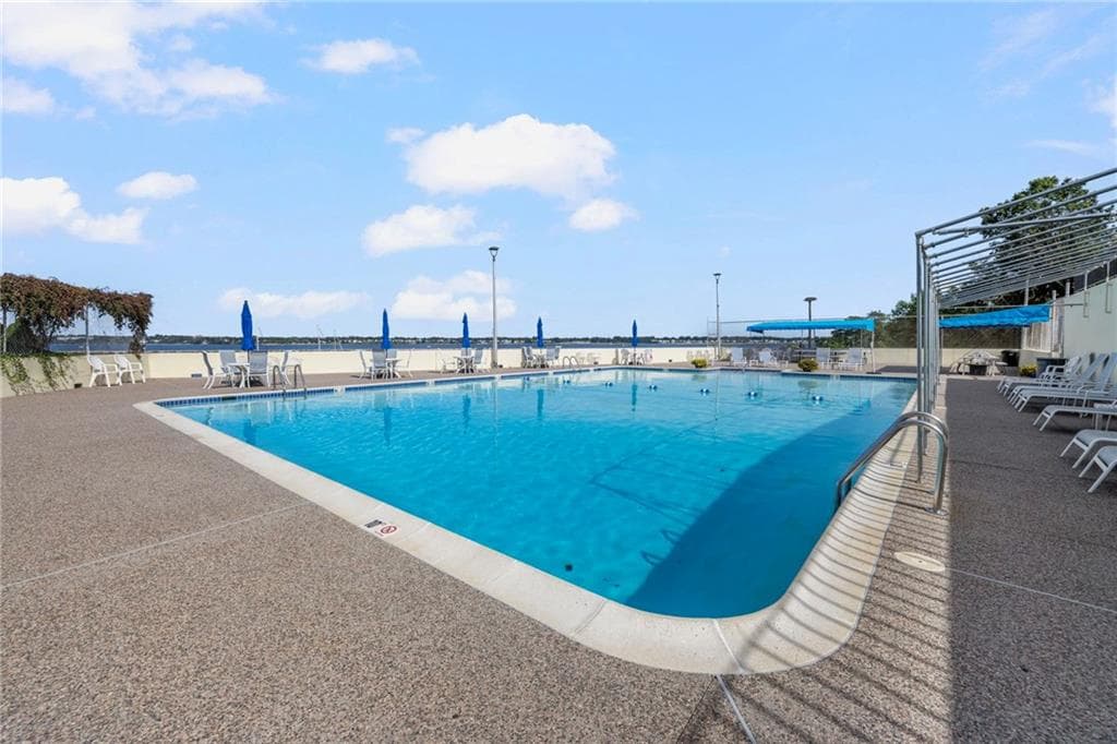 Condominium at 400 Narragansett Parkway UNIT West A 11, Warwick, photo 24 of 36