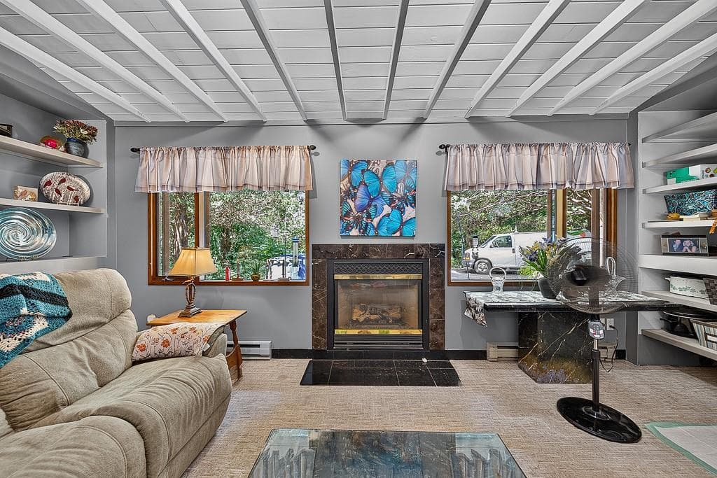 Single Family Residence at 42 Seabreeze Drive, North Kingstown, photo 17 of 49