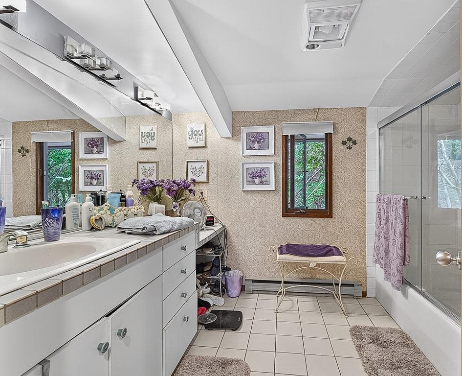 Single Family Residence at 42 Seabreeze Drive, North Kingstown, photo 33 of 49
