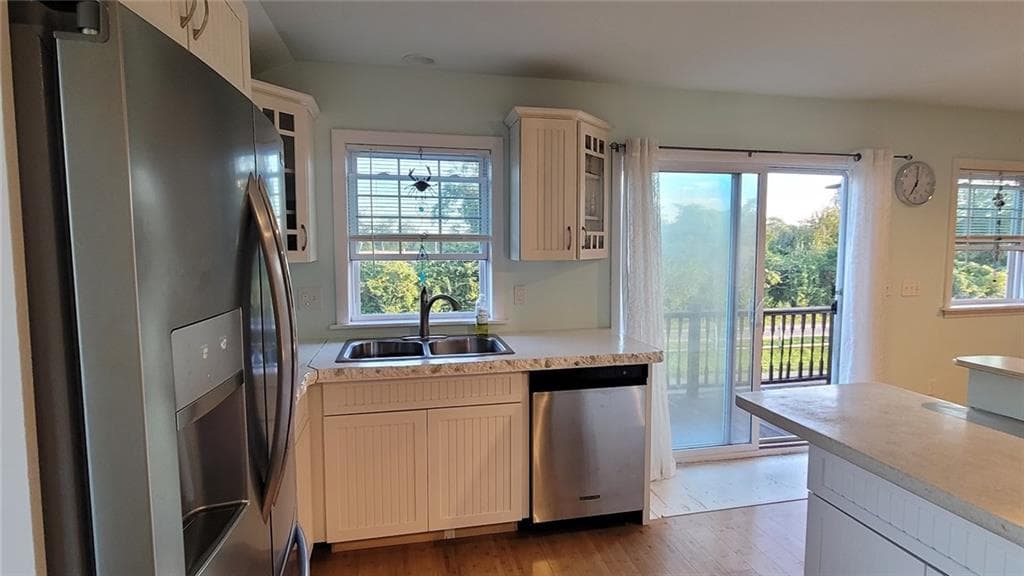 Single Family Residence at 256 Matunuck Beach Road, South Kingstown, photo 20 of 27